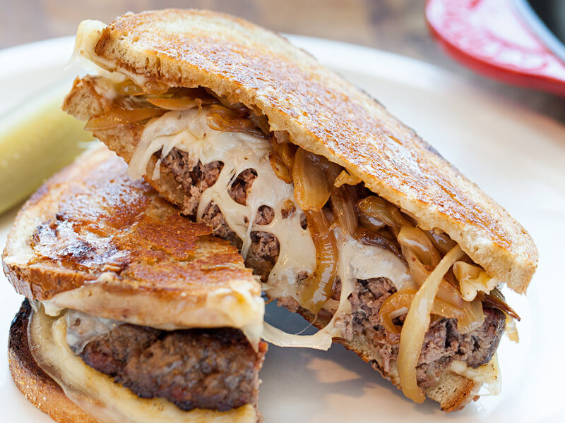 Sanduíche patty melt na lanchonete The Goodwich em Las Vegas