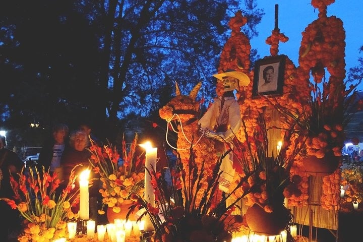 Celebração de Dia dos Mortos em Michoacán