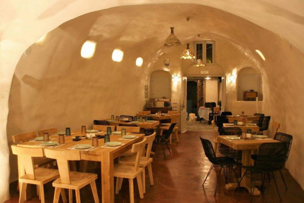 Restaurante Lefkes, em Oia