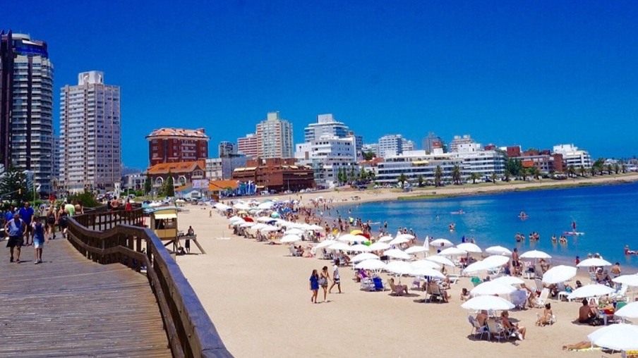 Verão em Punta del Este: Guia com 10 atrações indispensáveis!