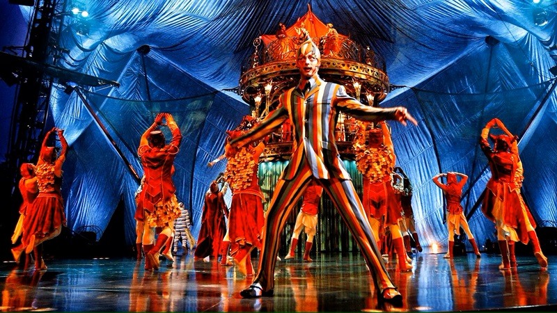 Espetáculo "O" do Cirque du Soleil em Las Vegas