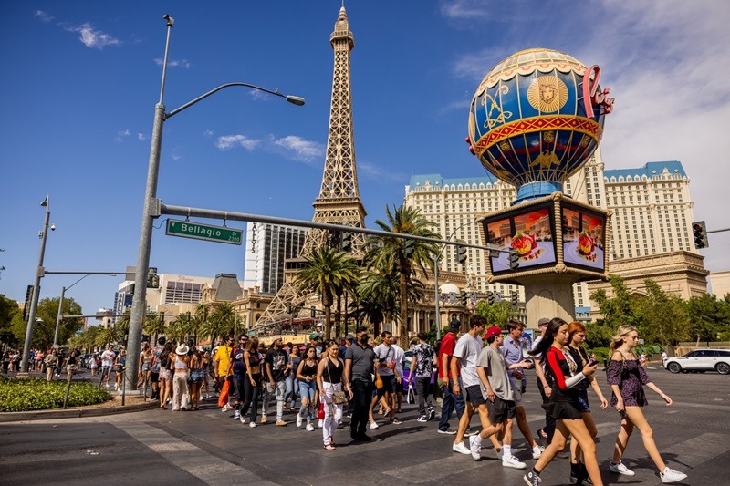 Turistas aproveitando Las Vegas