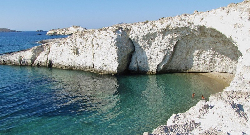 Alogomandra, Milos