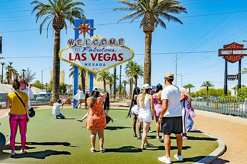 Turistas aproveitando Las Vegas