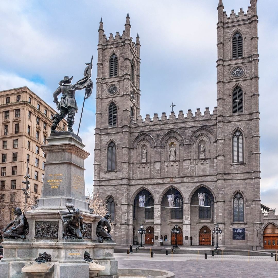 Fachada da Basílica de Notre-Dame