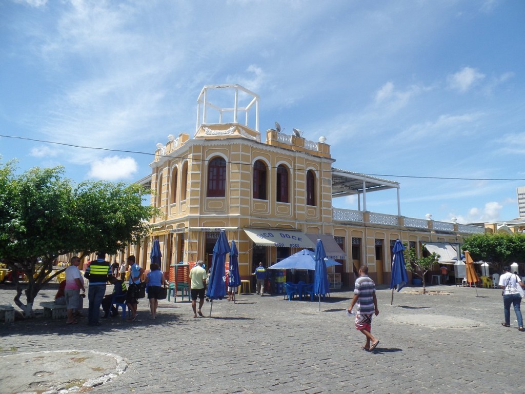 Mercado de Artesanato Thales Ferraz