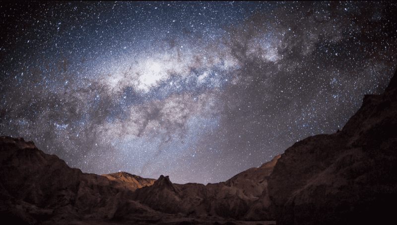 Céu estrelado no deserto do Atacama