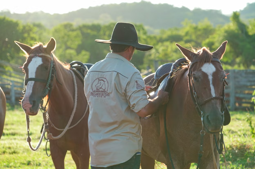 Passeio a cavalo pelas fazendas de Bonito