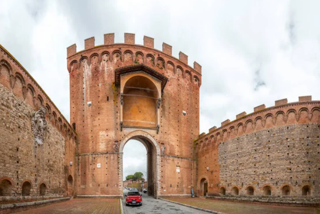 Porta Romana em Siena