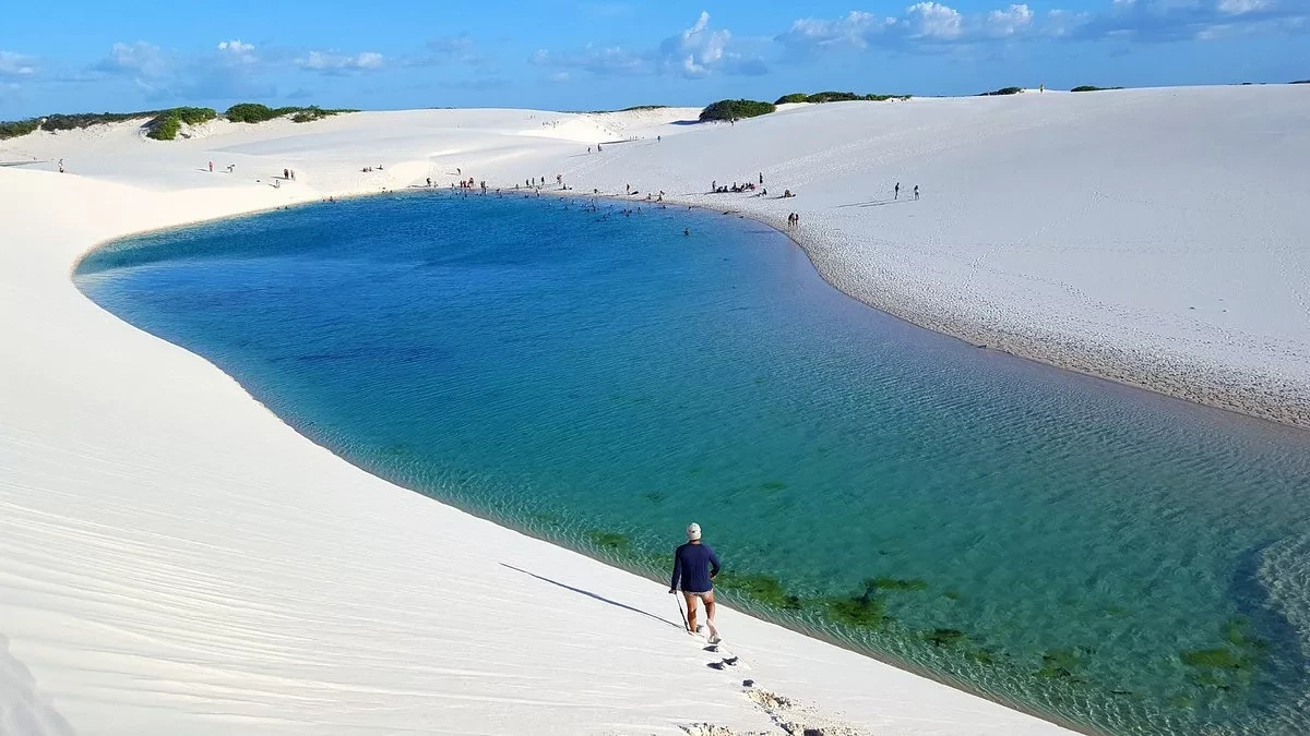 Trilha pela Lagoa Bonita