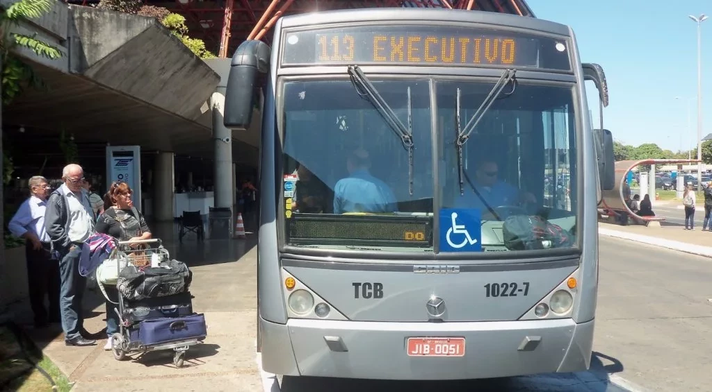 Ônibus executivo Brasília