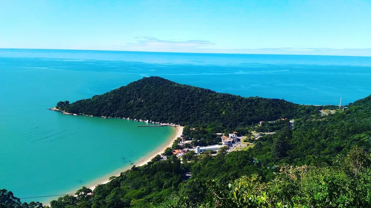 Praia das Laranjeiras