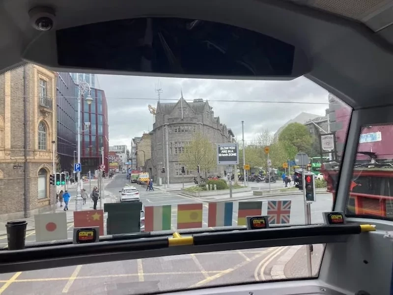 Vista do ônibus de Dublin