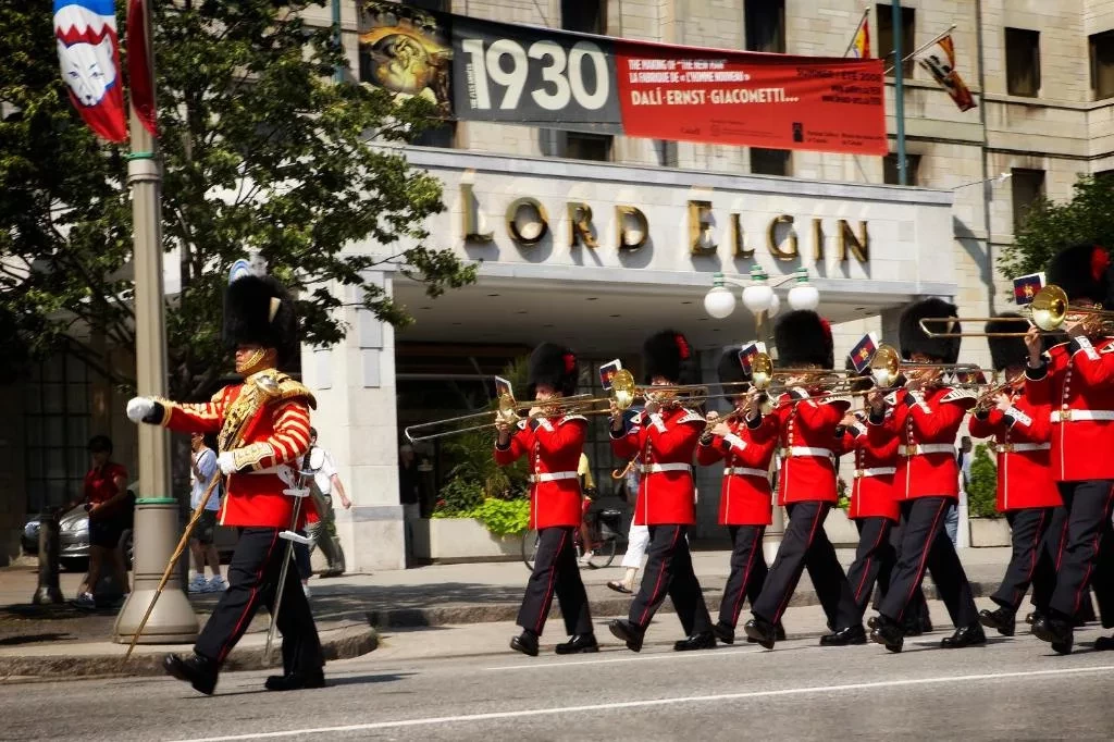 Fachada do Hotel Lord Elgin em Ottawa